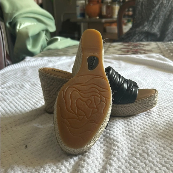 Born Black Wedge Sandals with Braided Leather NWT - Picture 5 of 5
